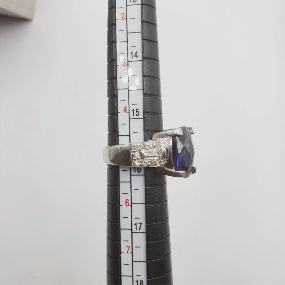 Checkerboard Cut Genuine Tanzanite & Diamond Simulant 925 Sterling Silver Ring - Picture 6 of 7